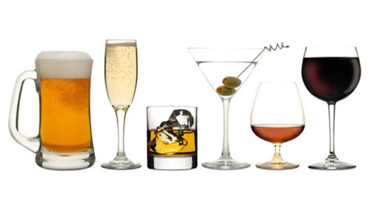 glasses of different kinds of alcohol